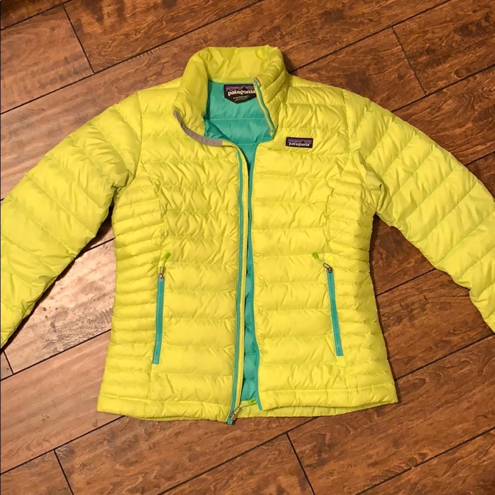 Women’s Small Patagonia down sweater jacket